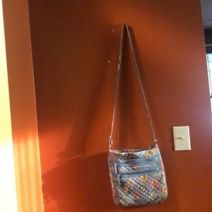 Crossbody Vera Bradley purse